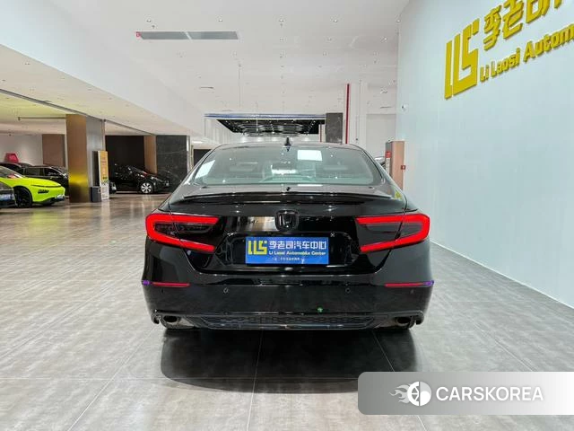 Honda Accord id 4314801 из Китая 21