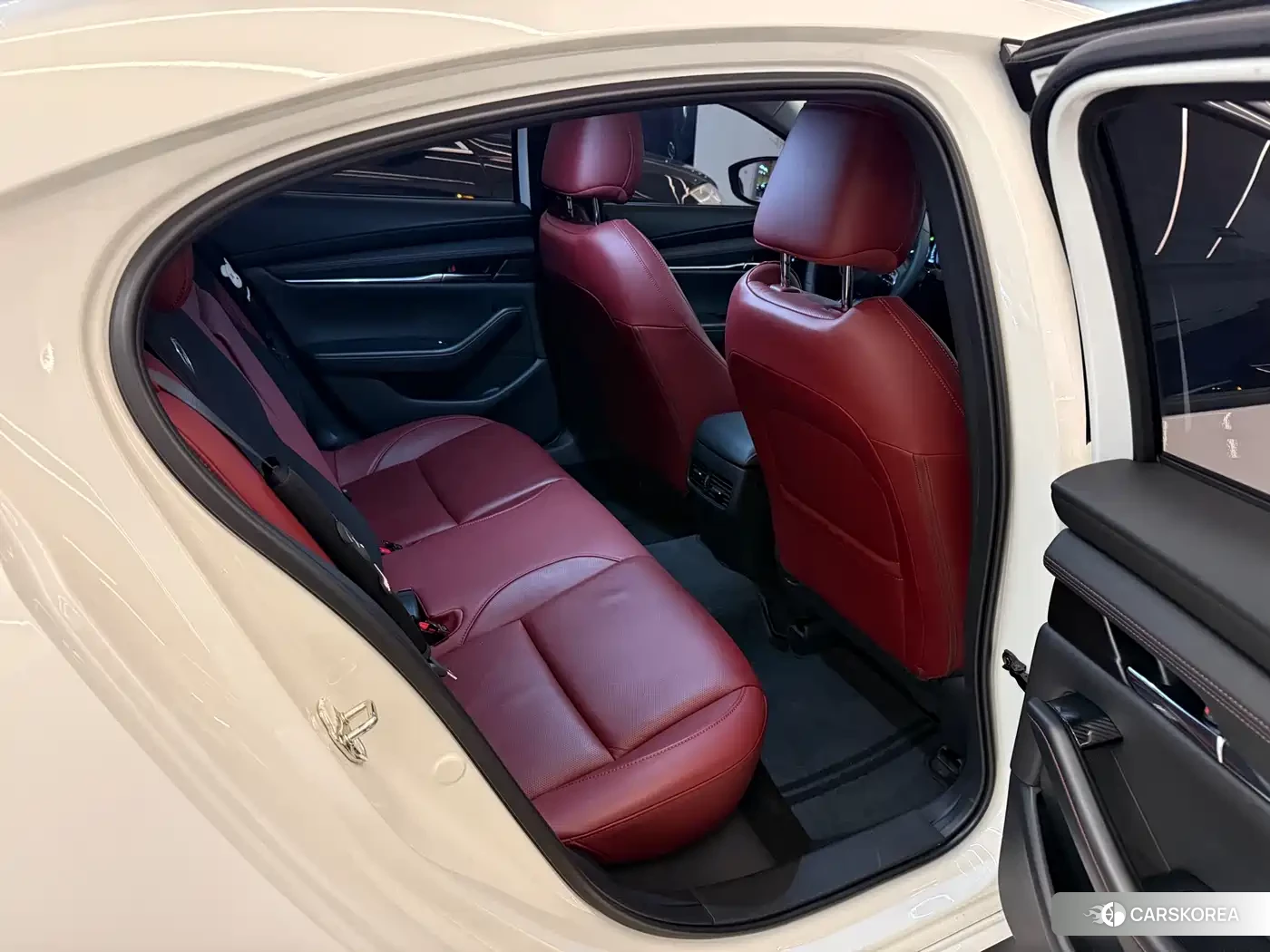 Mazda 3 id 4539007 из Китая 14
