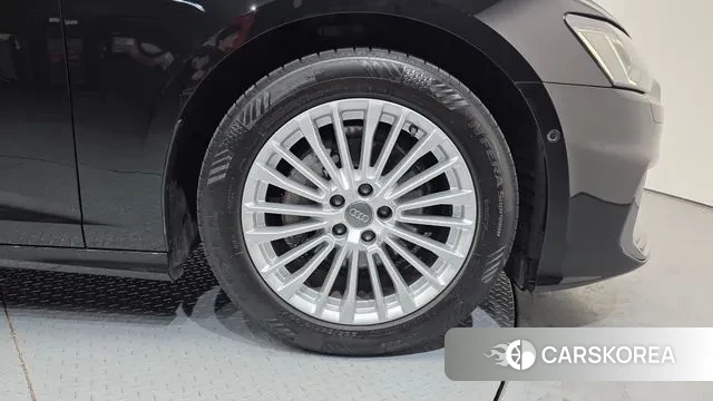 Audi A6 (C8) id 3778087 из Кореи 15