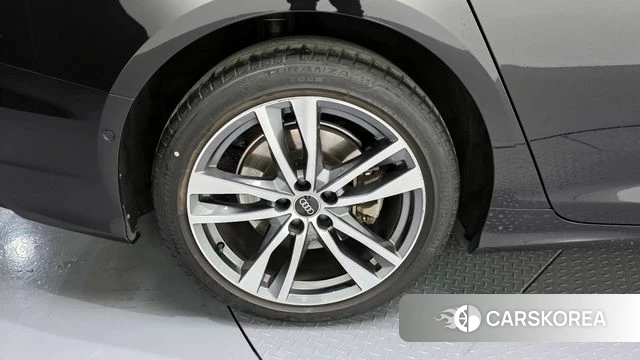 Audi A6 (C8) id 3819081 из Кореи 15