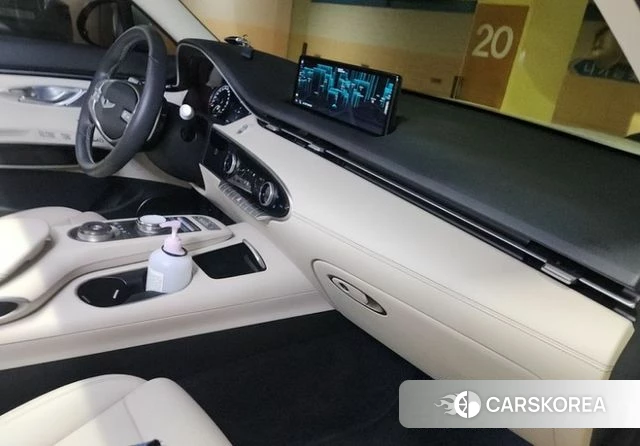 Genesis GV70 2022 Белый из Кореи, фото 5