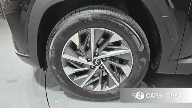 Hyundai Tucson (NX4) id 3634809 из Кореи 15