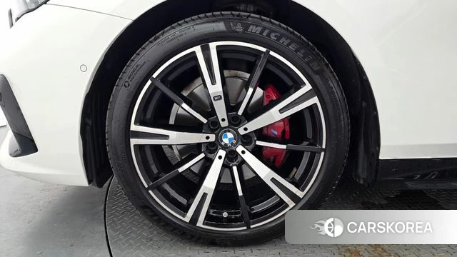 BMW 5 Series (G60) id 4686657 из Кореи 30