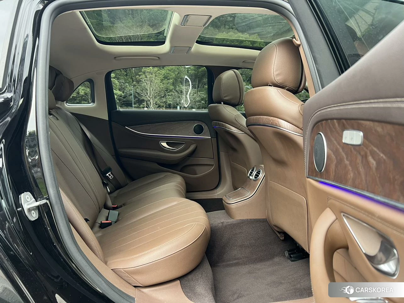 Mercedes-Benz E-class id 4454617 из Китая 17
