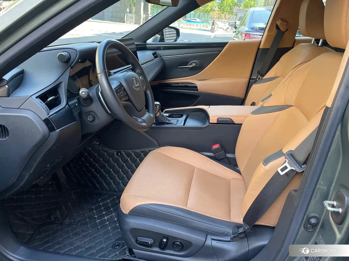 Lexus ES id 4599604 из Китая 19