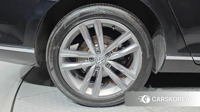Volkswagen Passat GT (B8) id 4677928 из Кореи 15