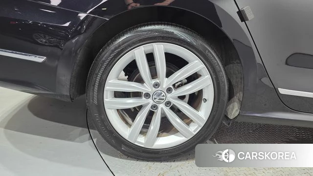Volkswagen The New Passat id 4658244 из Кореи 29