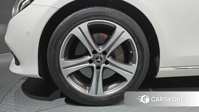 Mercedes-Benz E-Class W213 id 4615002 из Кореи 29