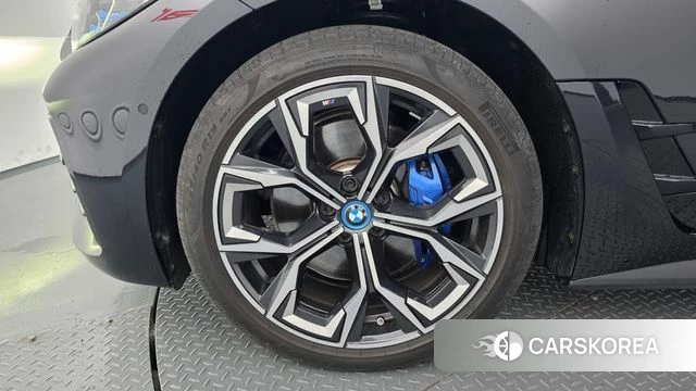 BMW i4 id 4675669 из Кореи 28