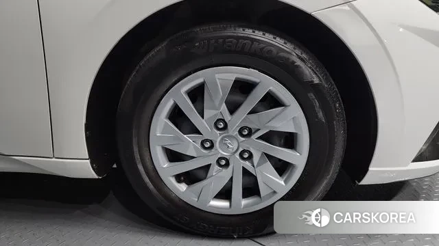 Hyundai Avante (CN7) id 3385013 из Кореи 15