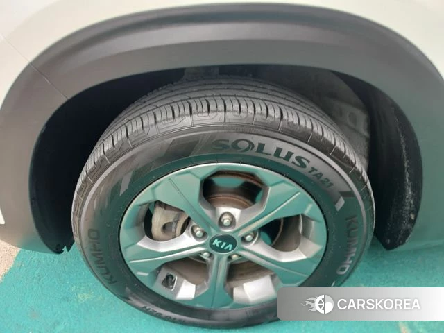 Kia Seltos id 4496416 из Кореи 15