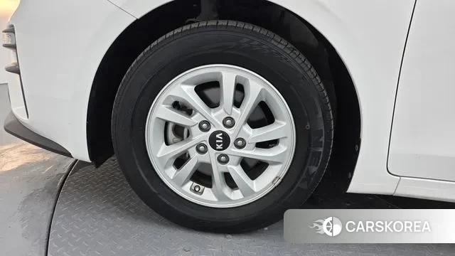 Kia Come New K3 id 3008883 из Кореи 15