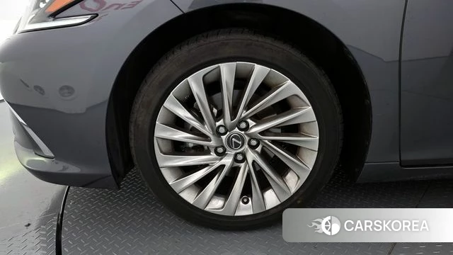 Lexus ES300h 7th generation id 4382780 из Кореи 15