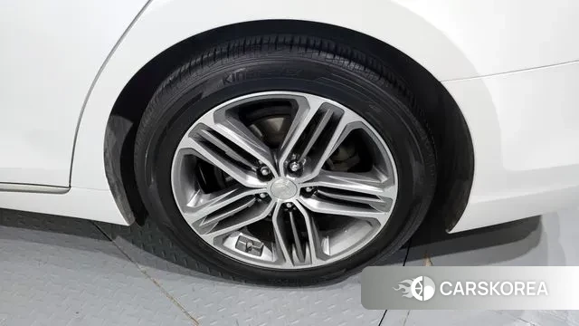 Hyundai Grandeur IG id 3344986 из Кореи 15