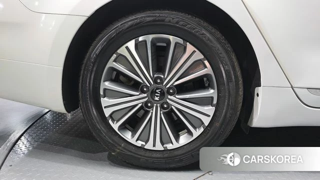 Kia K7 Premier Hybrid id 4471251 из Кореи 15