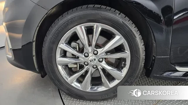 Kia The New Carnival id 2981137 из Кореи 15