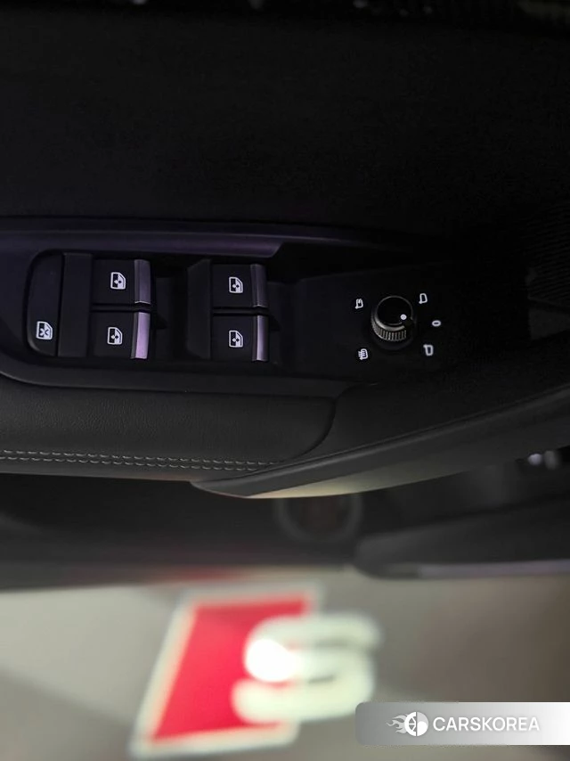 Audi SQ5 (FY) id 3842330 из Кореи 13