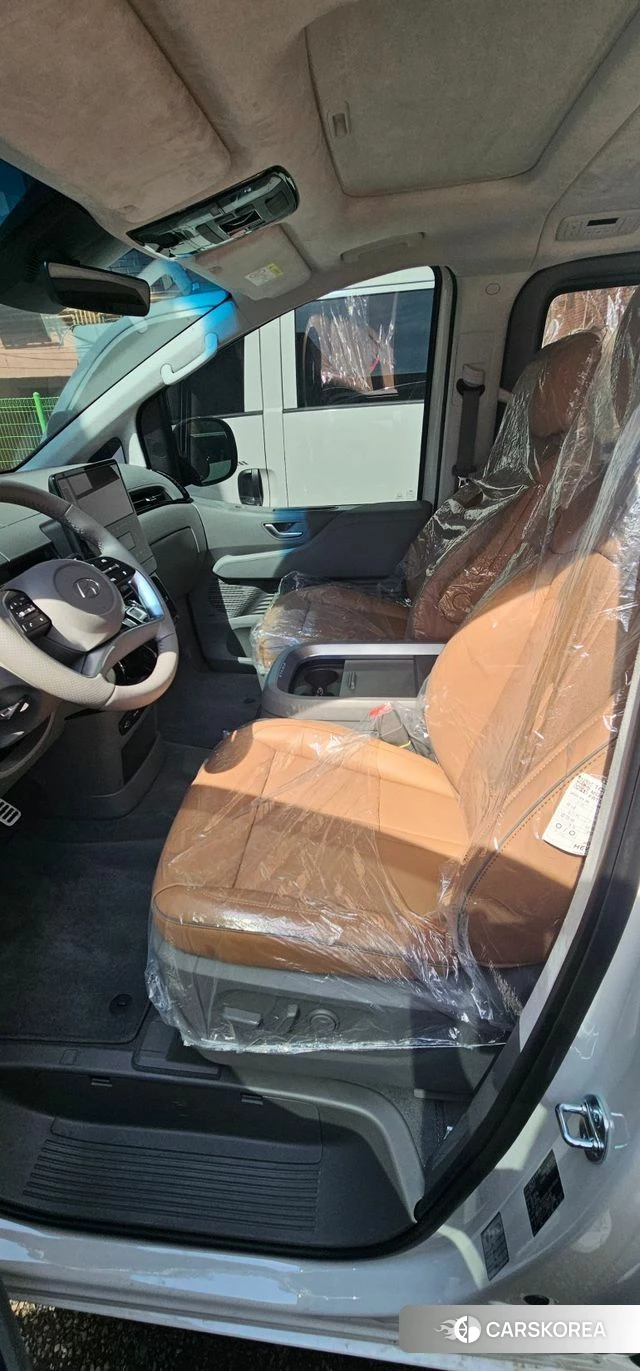 Hyundai Staria 2025 Белый из Кореи, фото 6