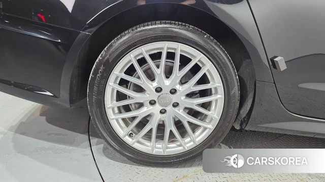Audi New A6 id 4626373 из Кореи 31