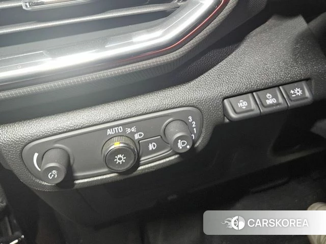 Chevrolet (GM Daewoo) Trailblazer 2021 Черный из Кореи, фото 6