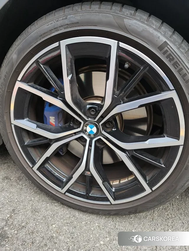 BMW 5 Series (G30) id 3523819 из Кореи 15