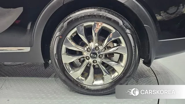 Kia The New Sorento id 3573619 из Кореи 15