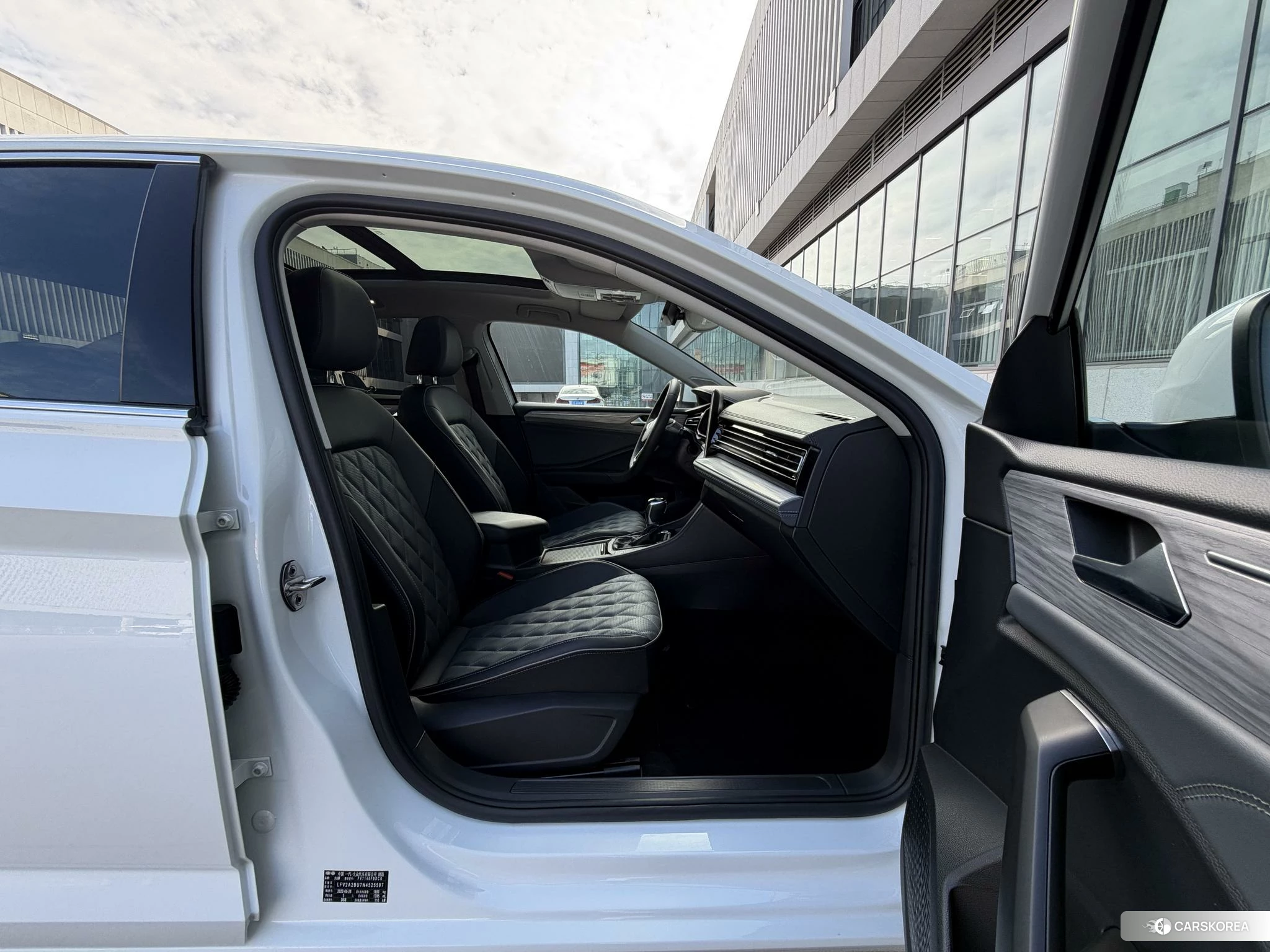 Volkswagen Sagitar id 4461760 из Китая 13