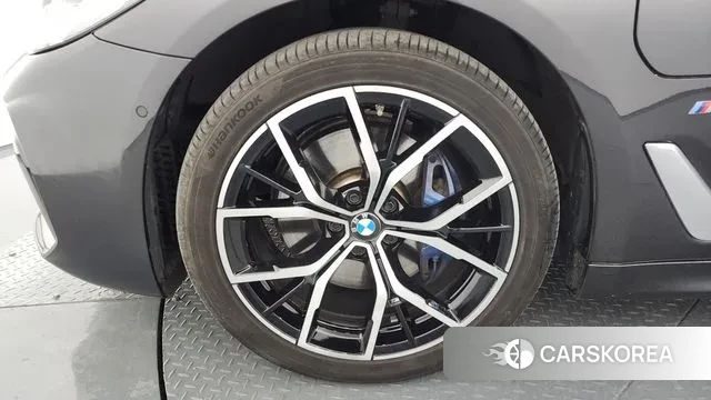 BMW 5 Series (G30) id 3422246 из Кореи 15