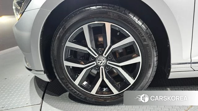Volkswagen Passat GT (B8) id 4638227 из Кореи 25