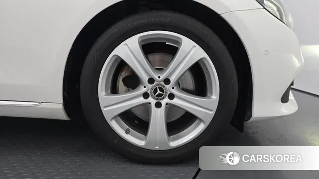 Mercedes-Benz E-Class W213 id 3489880 из Кореи 15