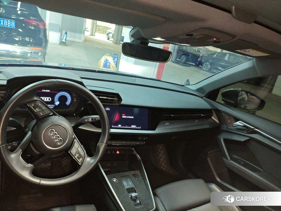 Audi A3 2023 Темно-серый из Китая, фото 5