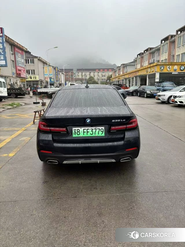 BMW 5 series PHEV 2024 Черный из Китая, фото 5