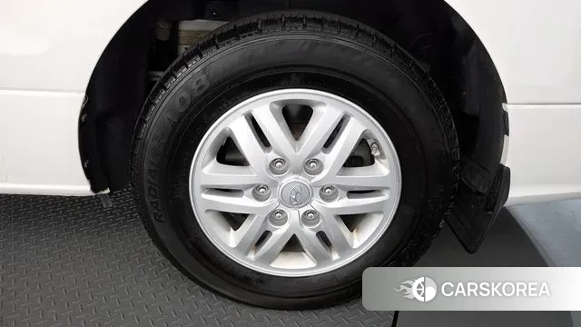 Hyundai The New Grand Starex id 3727898 из Кореи 15
