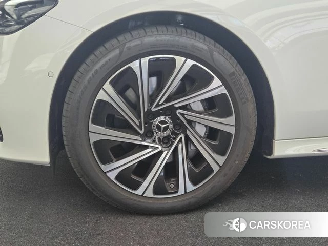 Mercedes-Benz E-Class W214 id 3837775 из Кореи 8