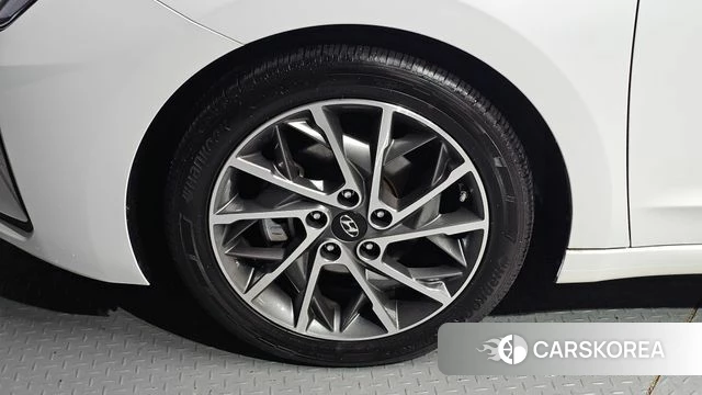 Hyundai The New Avante AD id 4403017 из Кореи 15