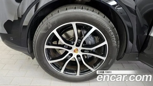 Porsche Cayenne (PO536) id 2736381 из Кореи 15