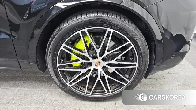 Porsche Cayenne (PO536) id 3585553 из Кореи 15