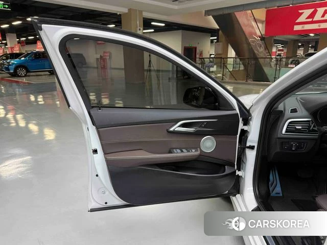 BMW 1 series id 4277164 из Китая 37