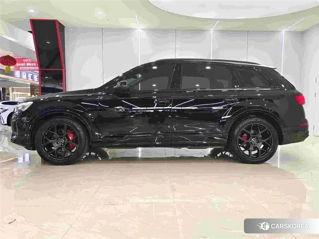 Audi Q7 id 4601928 из Китая 13