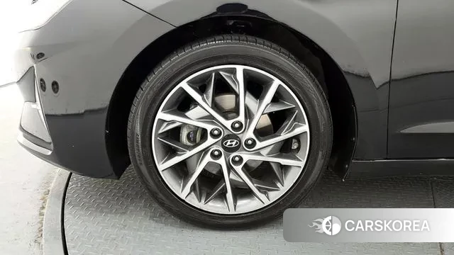 Hyundai The New Avante AD id 3736714 из Кореи 15