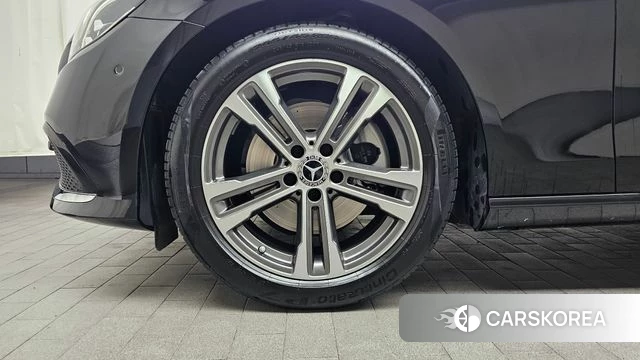 Mercedes-Benz E-Class W213 id 4186109 из Кореи 25