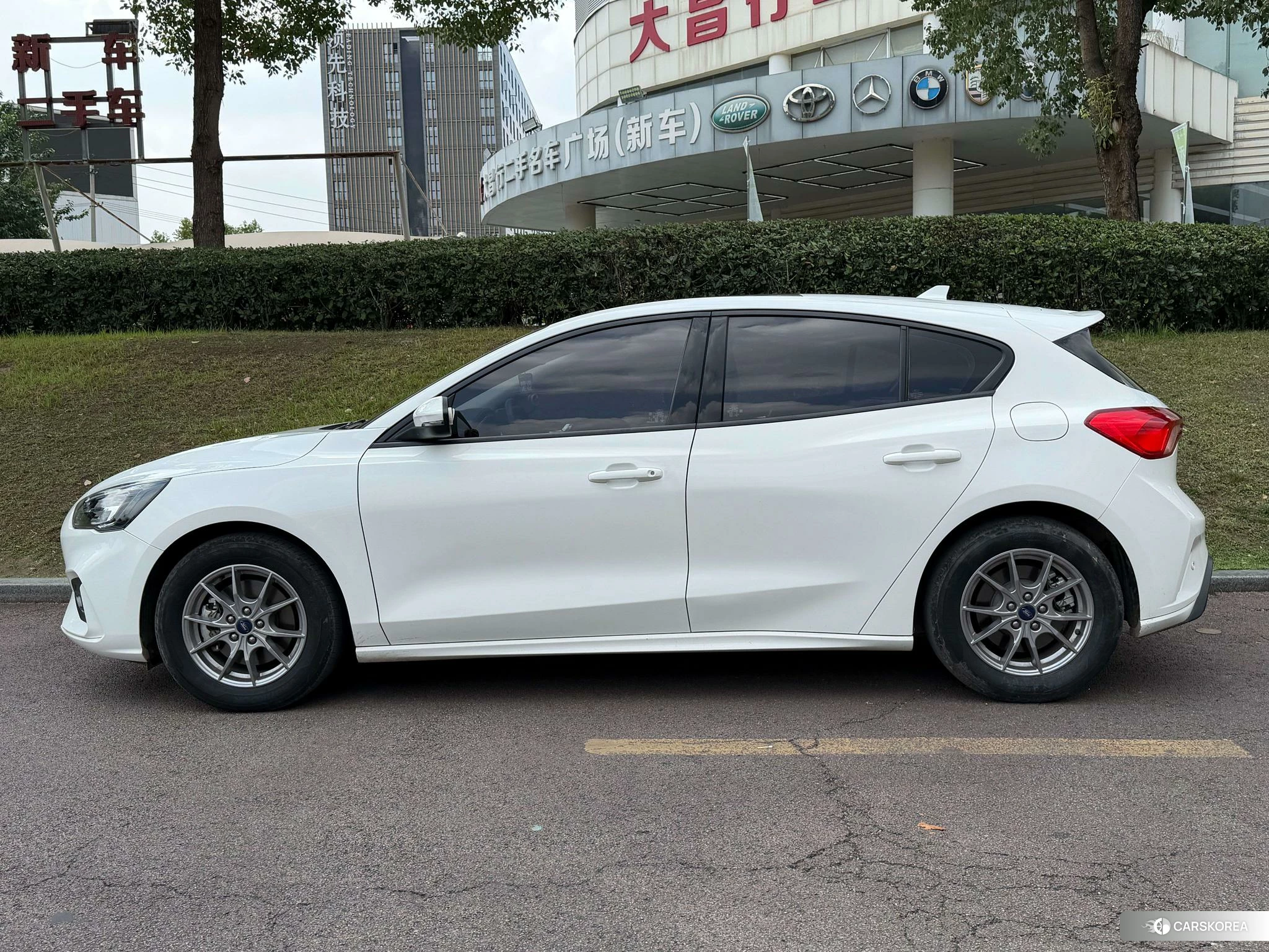 Ford Fox id 4479667 из Китая 8