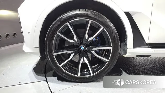 BMW X7 (G07) id 3581958 из Кореи 15