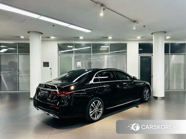 Mercedes-Benz E-class id 4320836 из Китая 13