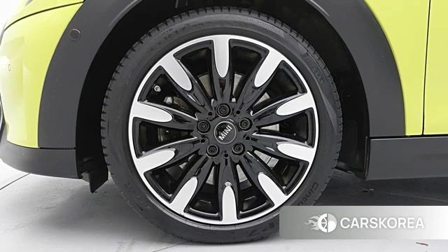Mini Cooper S id 4354763 из Кореи 15