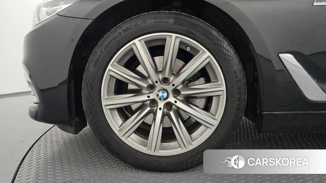 BMW 5 Series (G30) id 4465593 из Кореи 15