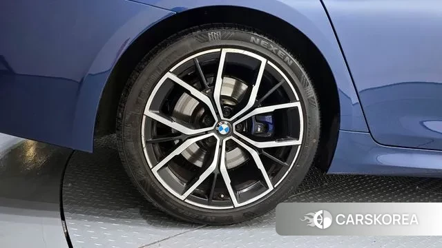 BMW 5 Series (G30) id 3390608 из Кореи 15