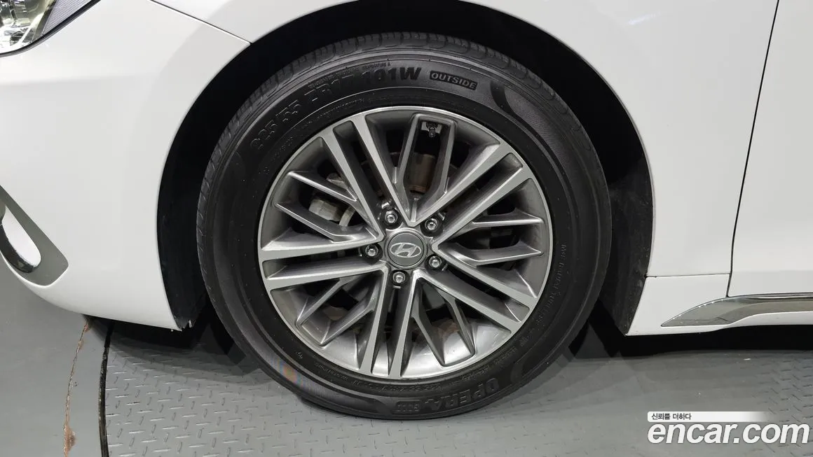 Hyundai Grandeur IG id 1810979 из Кореи 15