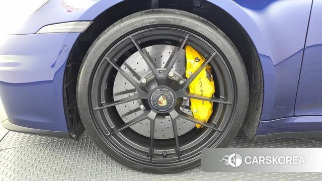 Porsche 911(992) id 4644895 из Кореи 15
