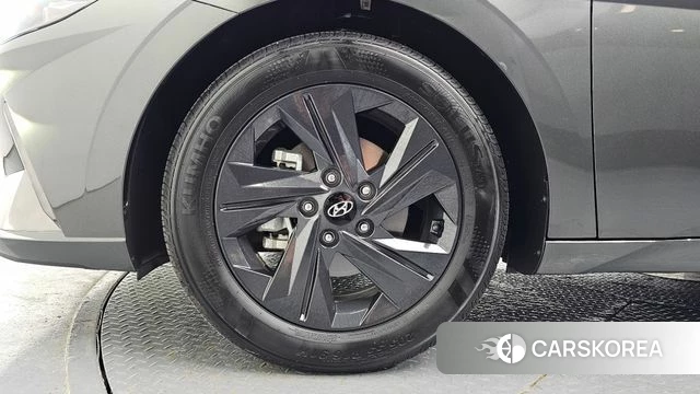 Hyundai Avante (CN7) id 3954216 из Кореи 15